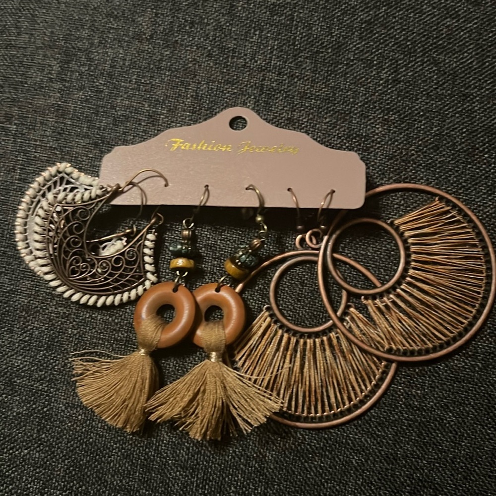 3 pack of beautiful boutique boho earrings